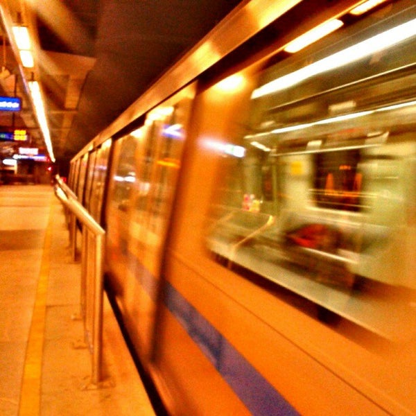 New Ashok Nagar Metro Station Light Rail Station in Delhi