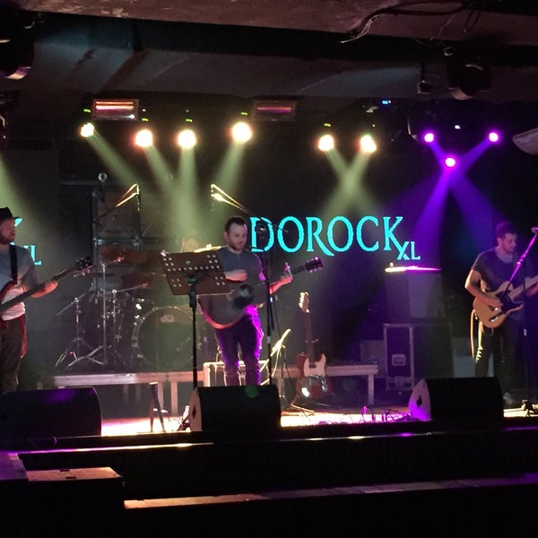 รูปภาพถ่ายที่ Dorock XL โดย Dilara Ö. เมื่อ 3/3/2016