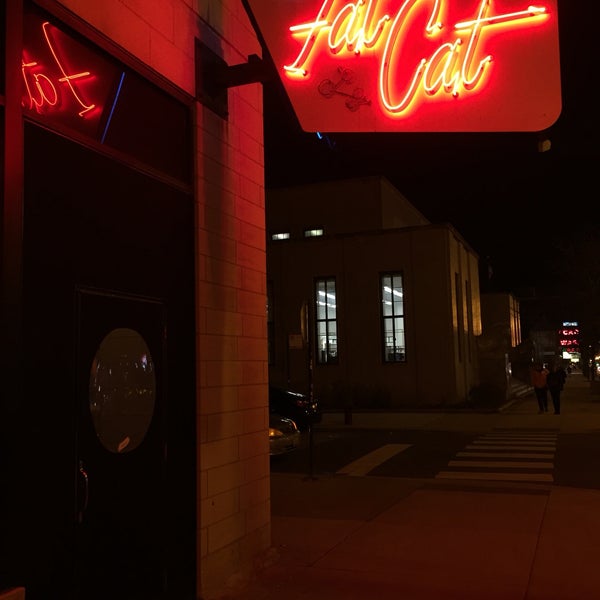 12/31/2016にOwen H.がFat Cat Bar &amp; Grillで撮った写真