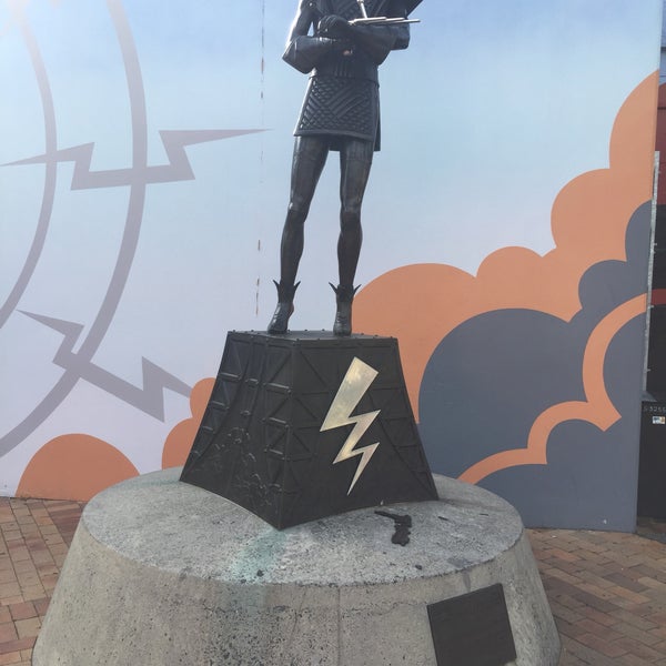 Riff Raff statue - 5 tips