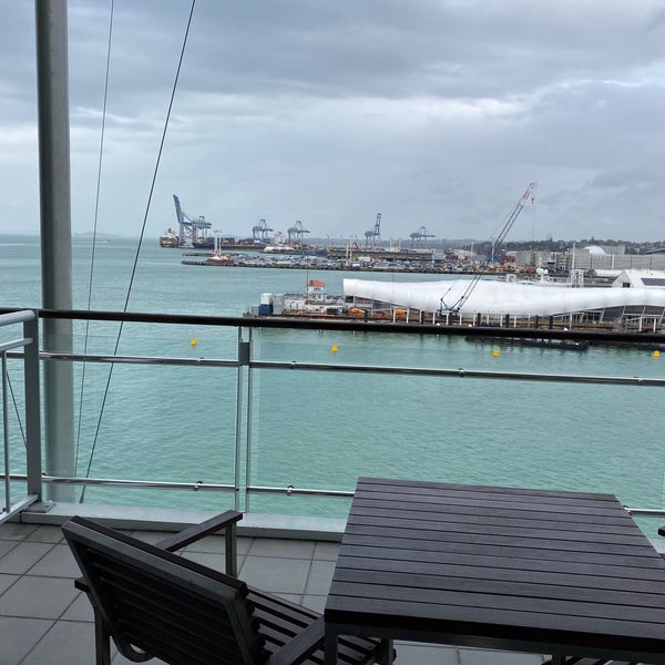Photo taken at Hilton Auckland by Owen H. on 10/15/2020