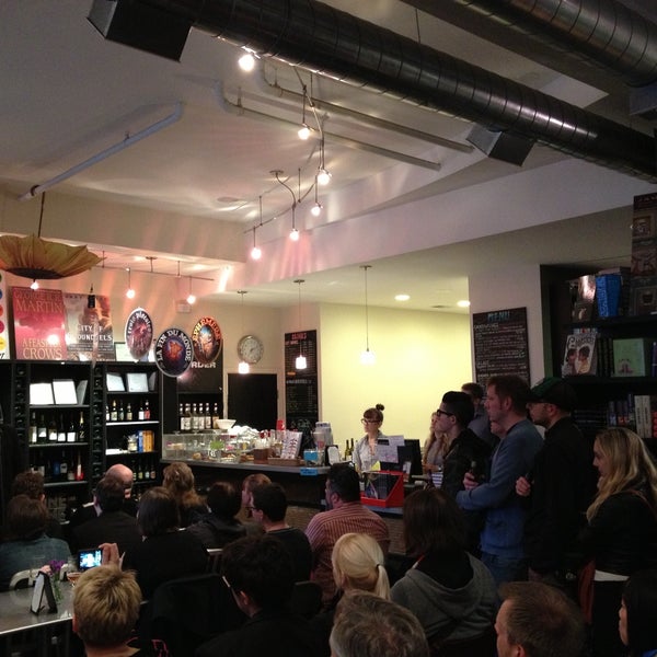 The Book Cellar Bookstore in Chicago