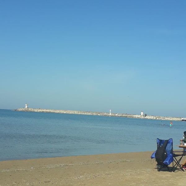 Foto diambil di Fusha Beach oleh Özümmm 💃 pada 11/10/2019