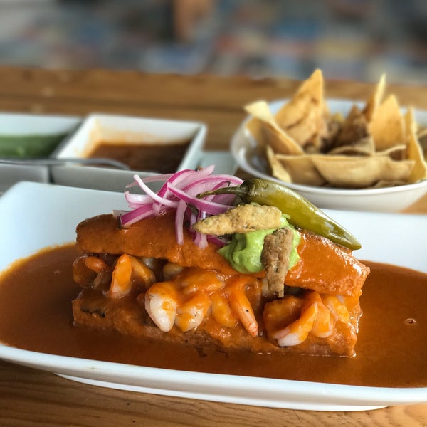 Das Foto wurde bei Pachuco Restaurante von Jorge Luis H. am 4/10/2017 aufgenommen