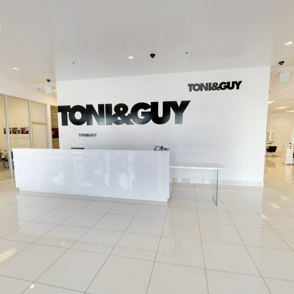 Photo taken at Toni&amp;Guy Hairdressing Academy by Blind Acre on 9/14/2017