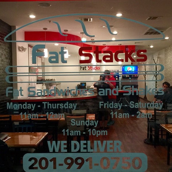 Photo taken at Fat Stacks by Miss S. on 6/12/2015