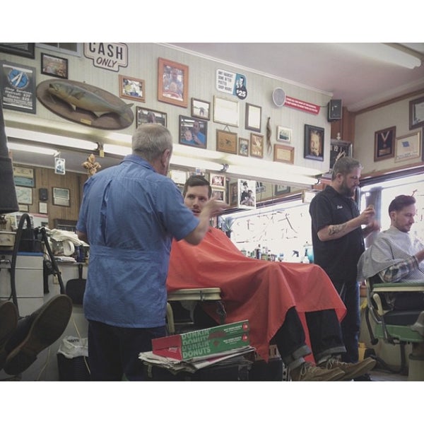 Photo taken at Joe&#39;s Barbershop Chicago by Eric on 3/8/2014