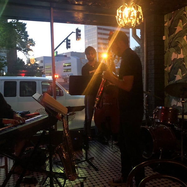 Great cocktails and a lovely patio area. Jazz jams on Thursday nights!