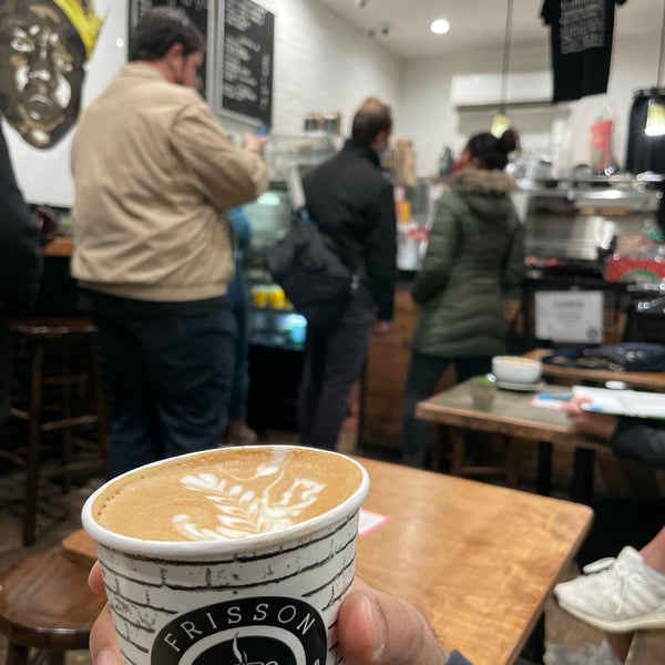 12/12/2021 tarihinde Faisal A.ziyaretçi tarafından Frisson Espresso'de çekilen fotoğraf