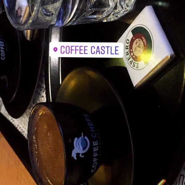 Photo prise au Coffee Castle par Burak A. le1/5/2018