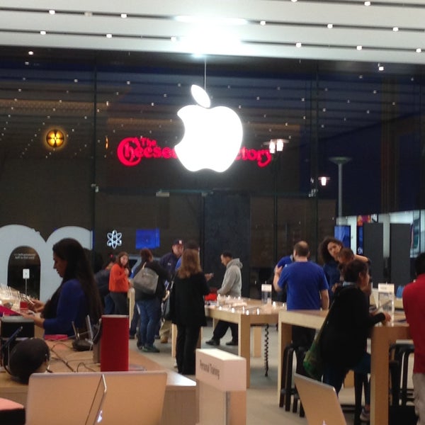 Apple Ridge Hill Electronics Store in Northeast Yonkers