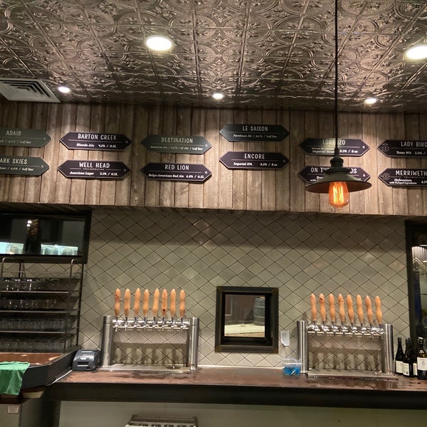 Photo prise au Vista Brewing par James T. le1/20/2020