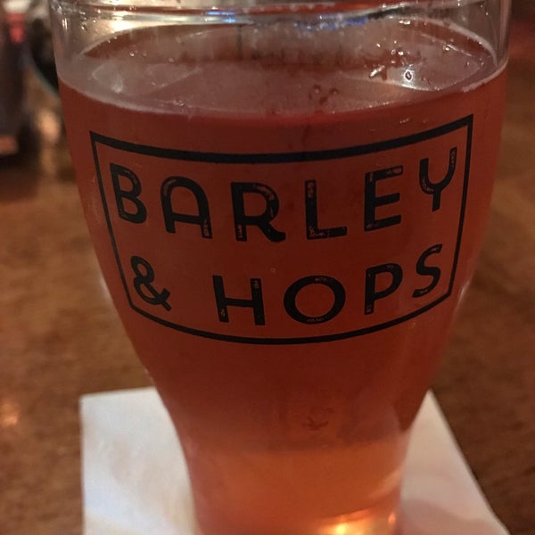 Photo taken at Barley And Hops Grill &amp; Microbrewery by Heather M. on 8/18/2019