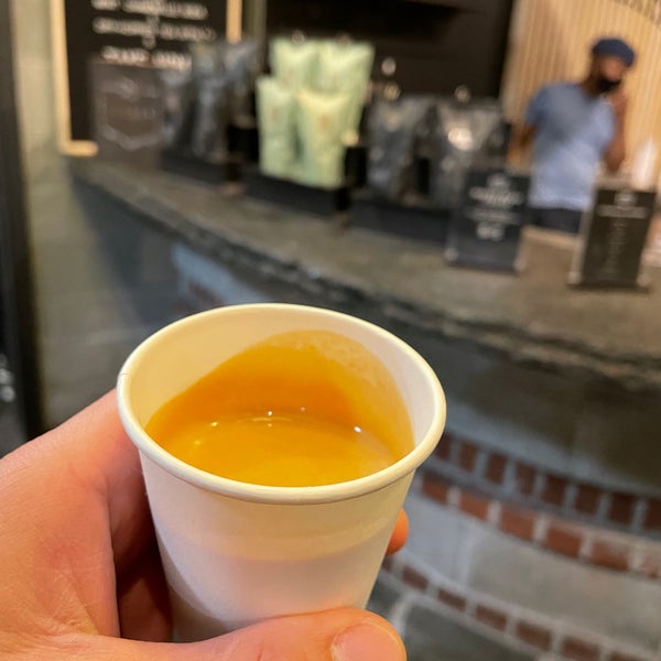 Pulley Collective Coffee Bar Chelsea 1 tip from 117 visitors