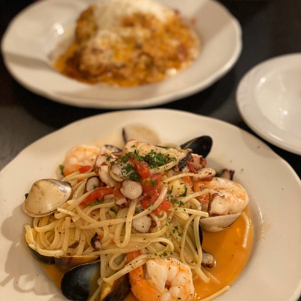 Photo taken at Parma - Cucina Italiana by Roger M. on 6/2/2020