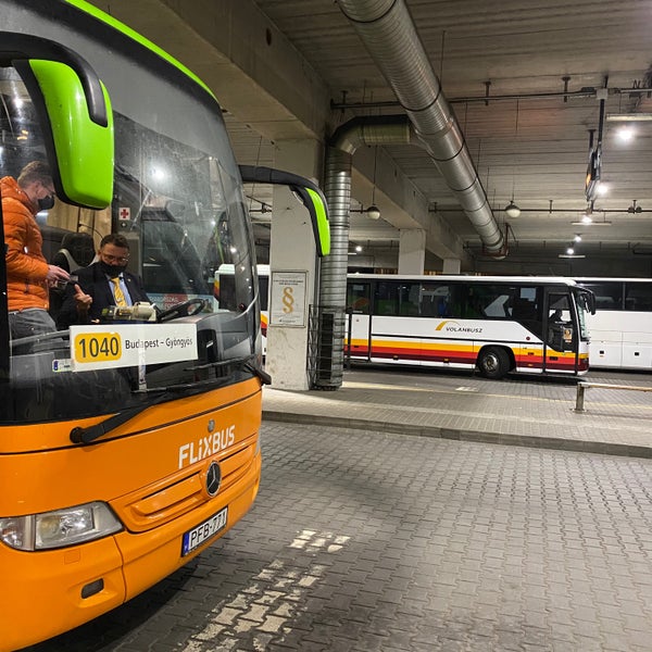 Renault ares bus. стадион остановка новокузнецк запсиб.