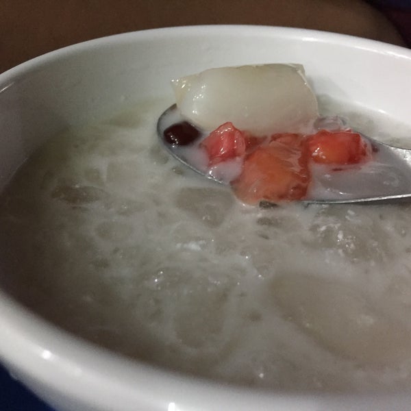 ร้านขนมหวาน ทับทิมกรอบ สลิ่ม บัวลอยไข่หวาน - ถ.พังงา