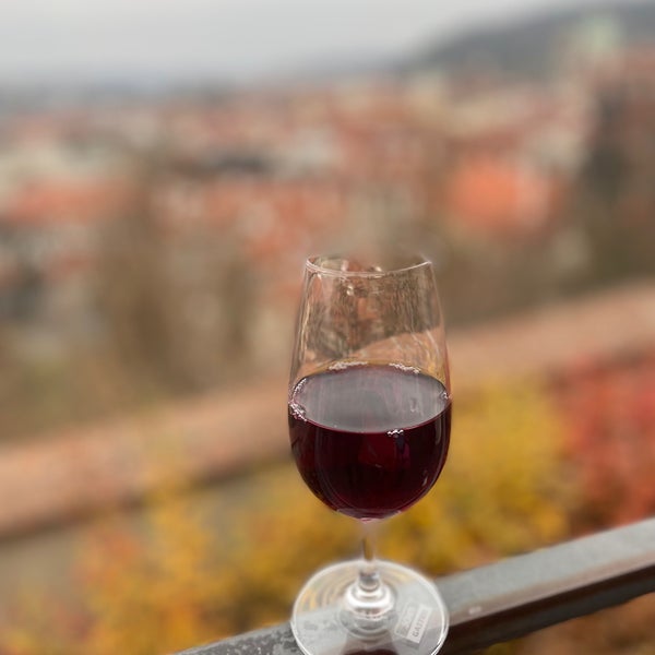 รูปภาพถ่ายที่ Svatováclavská vinice โดย Polina K. เมื่อ 11/21/2021