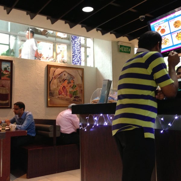 12/27/2012 tarihinde Ahmed Muzammil J.ziyaretçi tarafından Nalan Restaurant'de çekilen fotoğraf