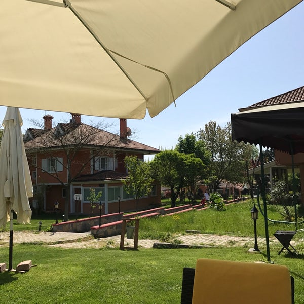 Foto tirada no(a) Polonezköy Miranda Garden por Didem K. em 4/30/2017