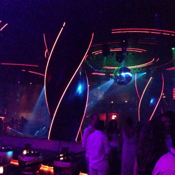 Foto scattata a ORO Nightclub da Rodrigo C. il 7/20/2013