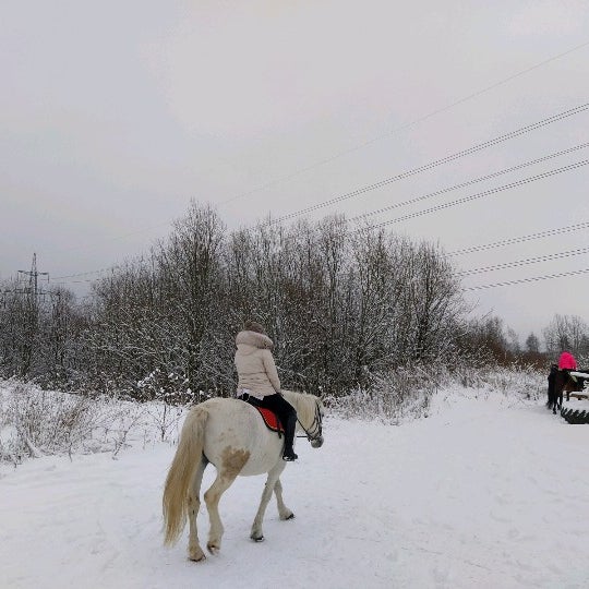 Foto tirada no(a) КСК Western Horse por Vitaly Y. em 1/31/2021