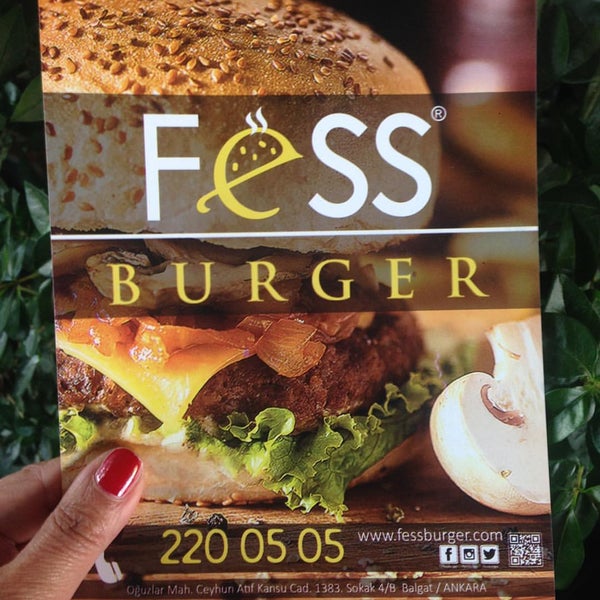 รูปภาพถ่ายที่ Fess Burger โดย Ankara E. เมื่อ 11/21/2015