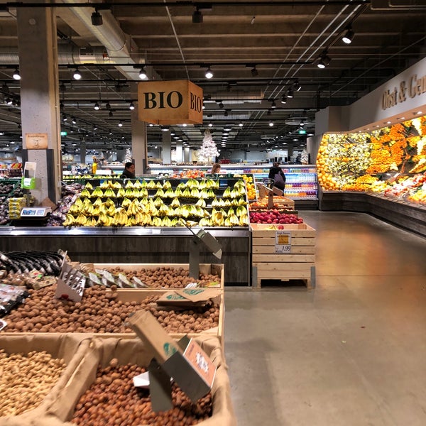 Foto tirada no(a) EDEKA Center St. Pauli por bosch em 12/4/2018