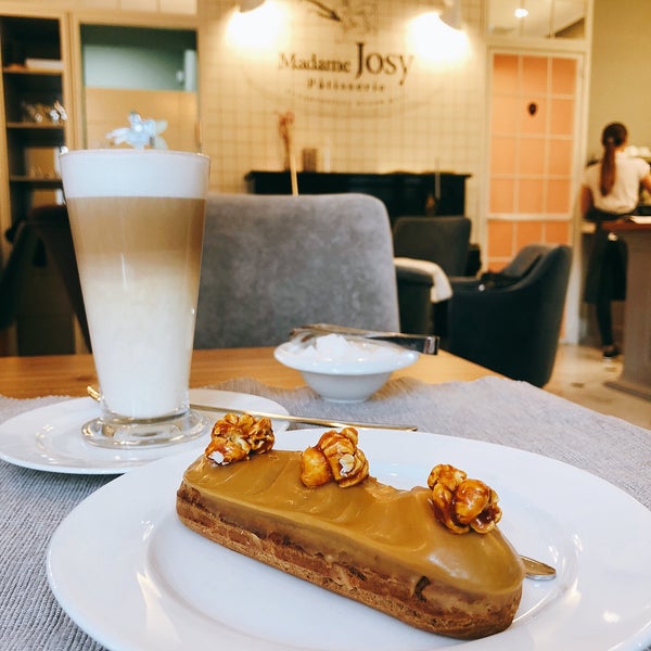 Cozy place to have a cup of coffee  and tasty dessert 🍮 😋