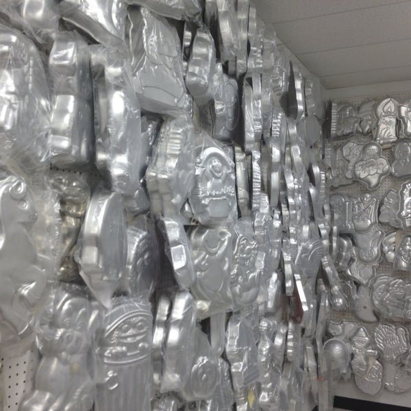 Cake Carousel 2 tips from 242 visitors