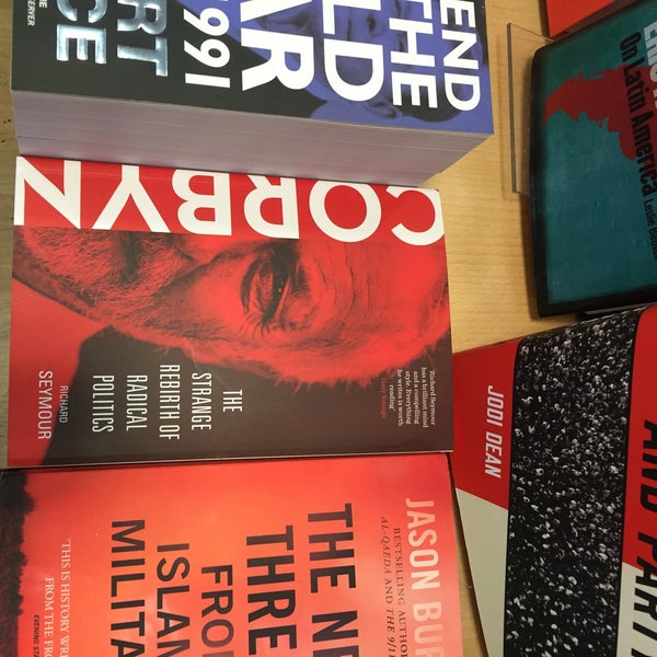Photo taken at London Review Bookshop by Justin M. on 7/20/2016