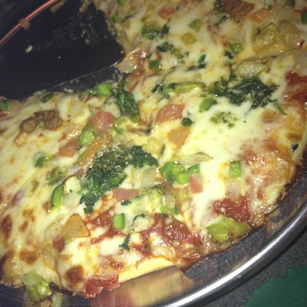 2/14/2013 tarihinde @EstrellaSibilaziyaretçi tarafından Juan Pan Pizza'de çekilen fotoğraf