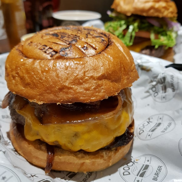 4/19/2018にSibely N. K.がDock Burgerで撮った写真