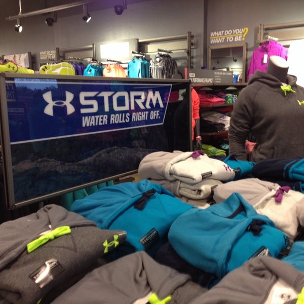 Under armour cheap outlet aurora farms