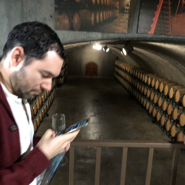 2/16/2020 tarihinde Nikhilziyaretçi tarafından Gloria Ferrer Caves &amp; Vineyards'de çekilen fotoğraf