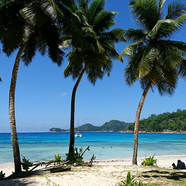 Anse Takamaka