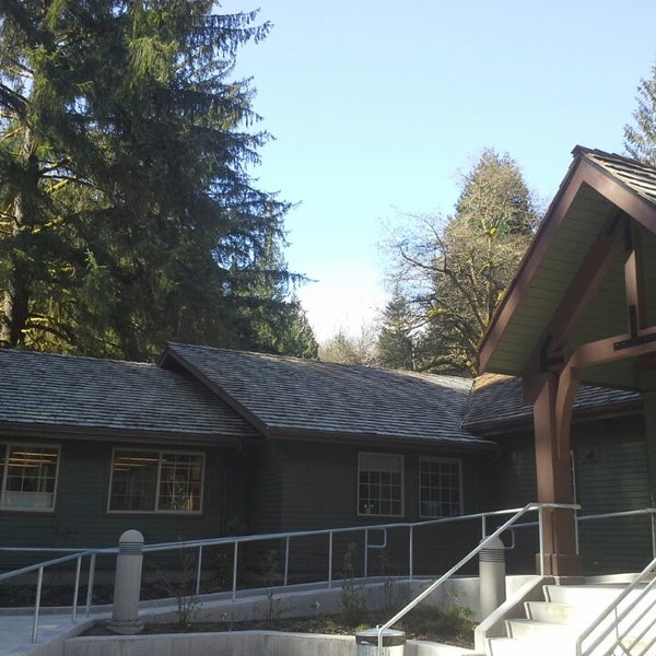 Zigzag Ranger Station 1 tip