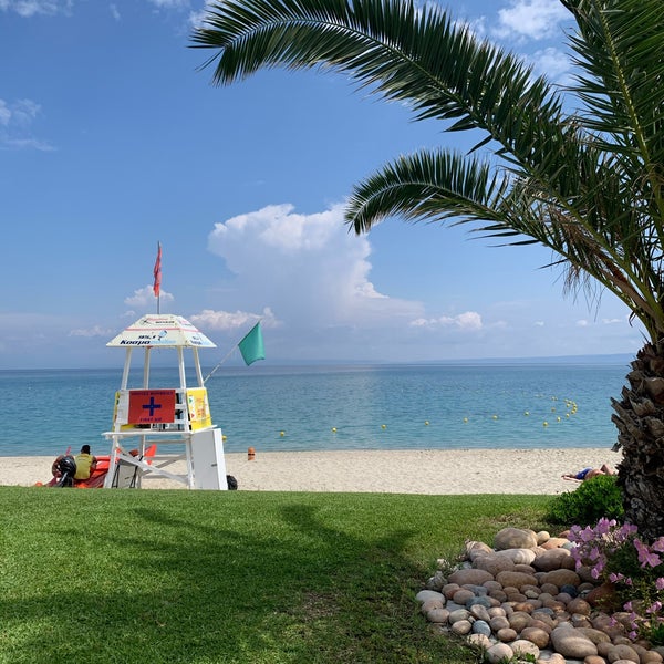 Pefkochori Beach