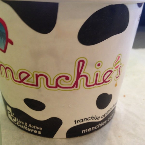 8/24/2013에 Marc D.님이 Menchie&#39;s Frozen Yogurt에서 찍은 사진