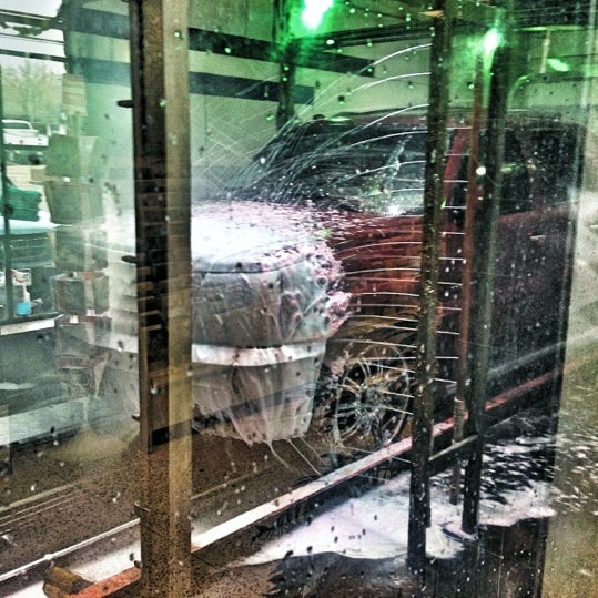 Octopus Car Wash Molholm Lakewood, CO