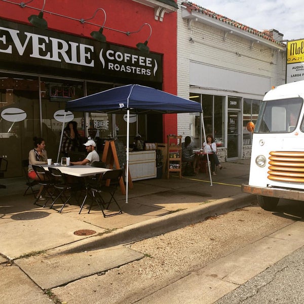 Photo taken at Reverie Coffee Roasters by MrNatural S. on 11/7/2015