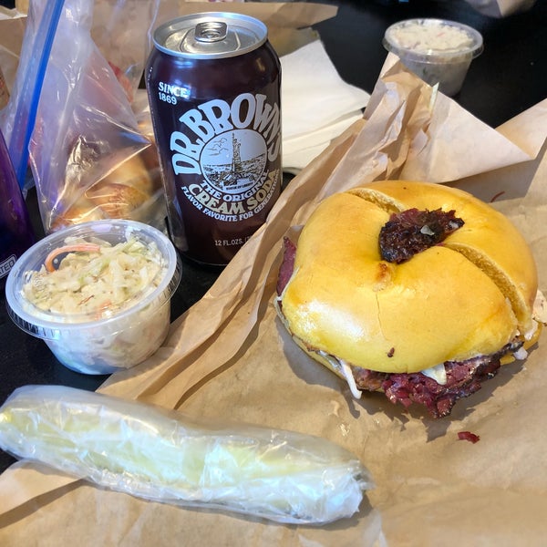 Amazing Jewish deli staples & great pastries too!  Hot pastrami on egg bagel, pastrami on everything bagel, Mom got her patented Turkey Swiss on cinnamon raisin bagel! Try rugalach a croissant muffin!