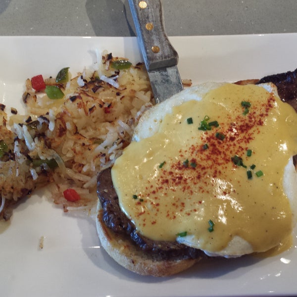 Their breakfast special was great today... prime rib eggs benedict! If your in the area around breakfast time check it out!