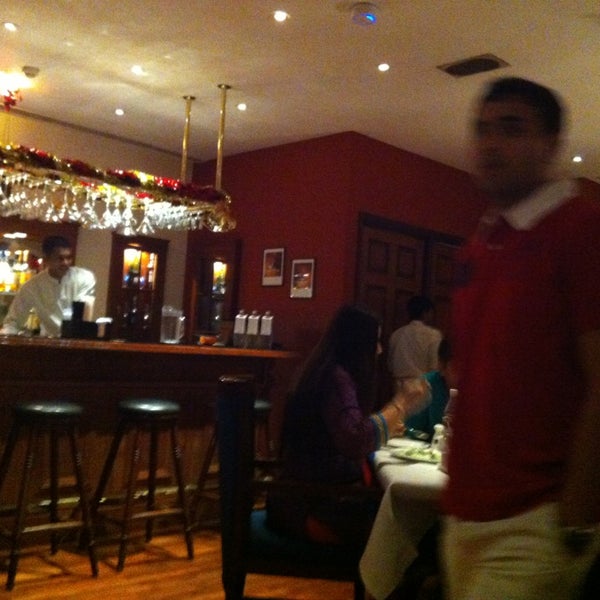 Das Foto wurde bei IVY Restaurant &amp; Banquets von Ushita S. am 12/29/2012 aufgenommen