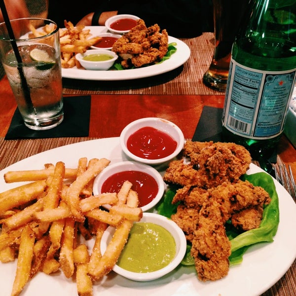 Photos At Todd English Bonfire Restaurant Now Closed Jamaica Terminal 7 Near Gate 4