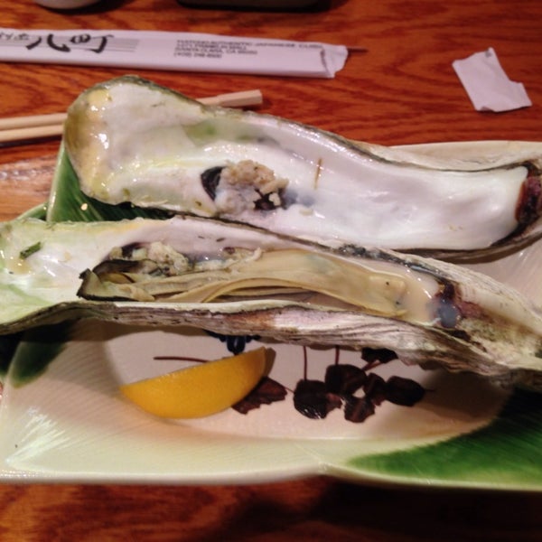 Foto tomada en Hatcho Japanese Cuisine  por Yo O. el 10/20/2013