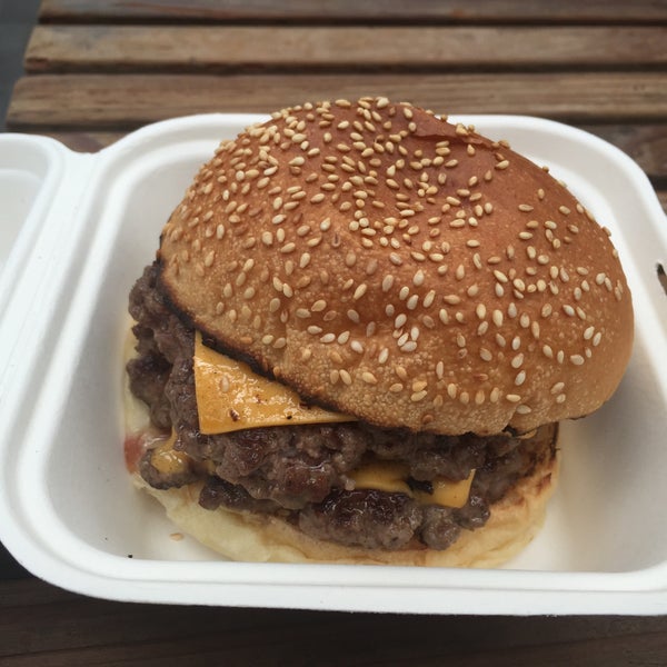 Photo taken at Bleecker Burger by Andrew M. on 5/6/2015