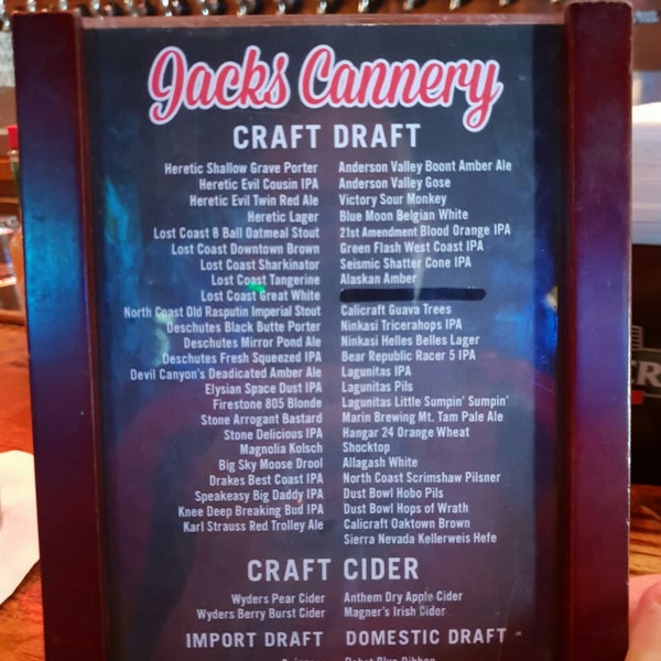 Photo prise au Jacks Cannery Bar par Whitley W. le9/8/2018