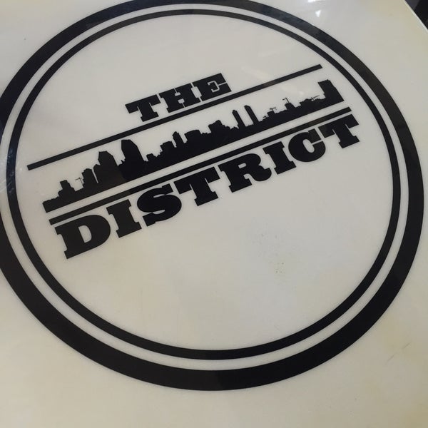 Foto tirada no(a) The District por Jerry B. em 6/7/2015