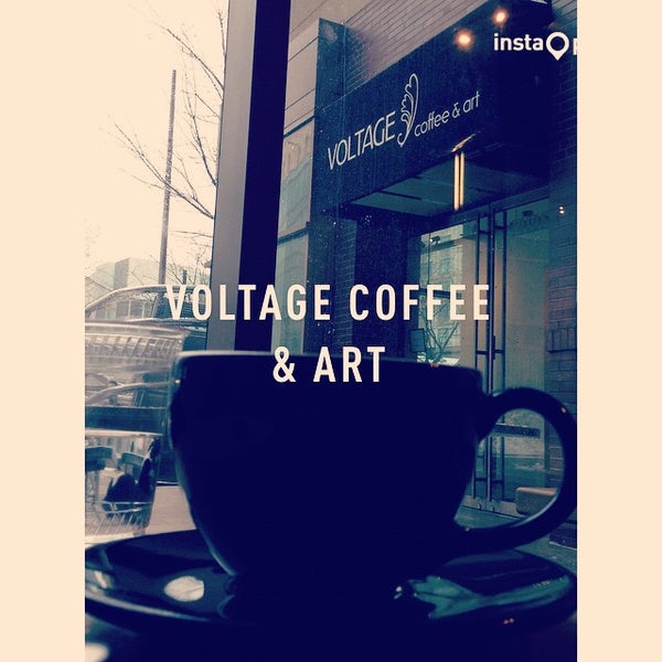 Das Foto wurde bei Voltage Coffee &amp; Art von /\ㅌ¥J T. am 1/24/2015 aufgenommen
